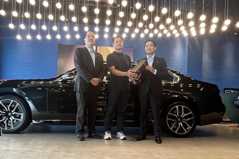 Kuasai Pasar Otomotif Premium, BMW Resmikan Diler Megah di PIK 2 - Bagian 2