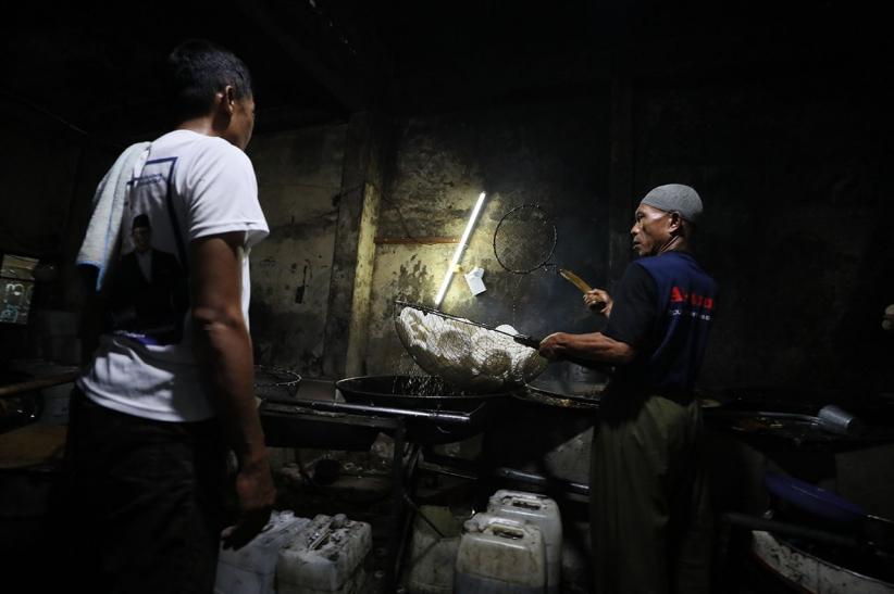 Pemerintah Targetkan Penyaluran KUR Rp300 Triliun pada 2025 untuk Perkuat UMKM - Bagian 5