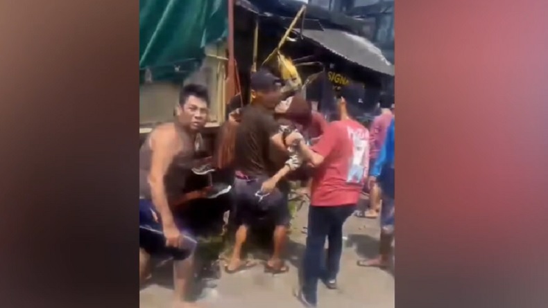 title Kecelakaan Beruntun di Jalur Pantura Subang, 9 Orang Dievakuasi ke Rumah Sakit Kecelakaan Beruntun di Jalur Pantura Subang, 9 Orang Dievakuasi ke Rumah Sakit
