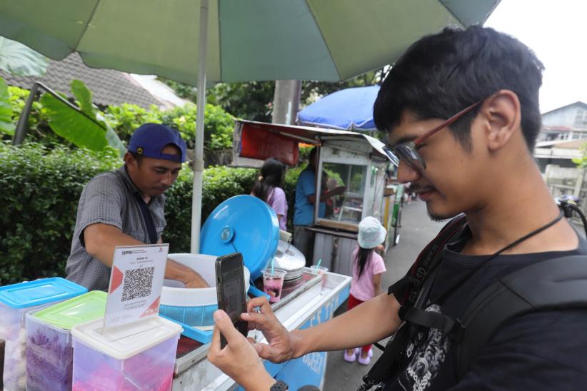 Pengguna QRIS pada Triwulan I 2025 Capai 56,3 Juta Merchant - Bagian 3