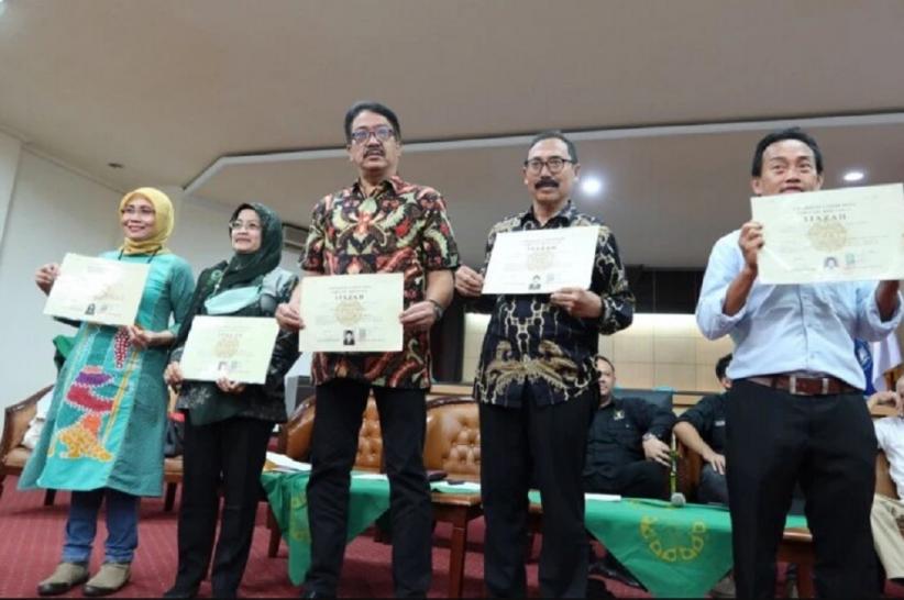 Profil Saminudin Betou, Teman Kuliah Sekaligus Pemilik Foto Wisuda Jokowi