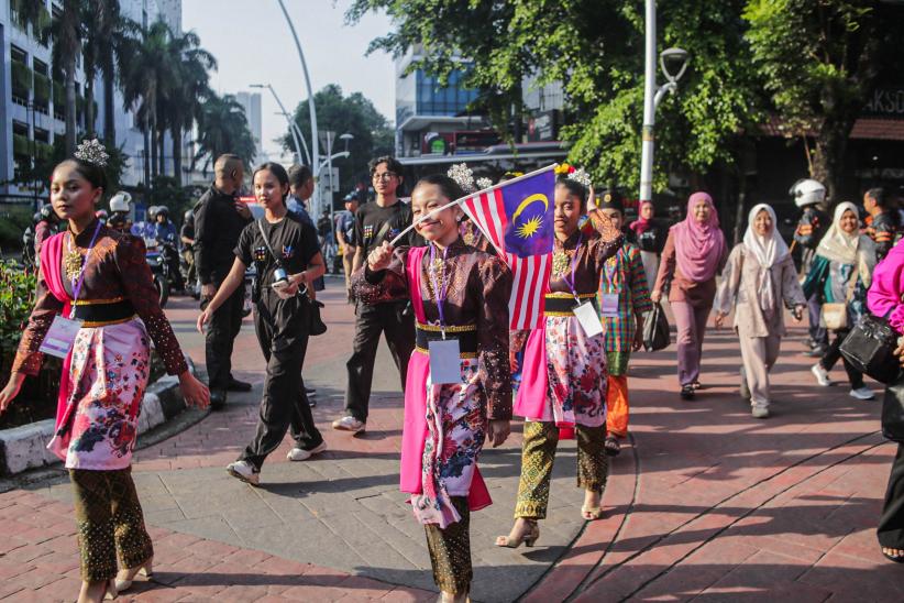 Ratusan Penari Indonesia Ramaikan IWDF 2025 - Bagian 2