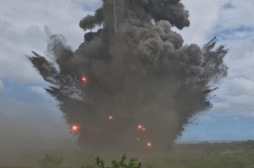 Momen Prajurit TNI Masukkan Mortir ke Dalam Lubang Kecil, 13 Orang Tewas saat Diledakkan - Bagian 2