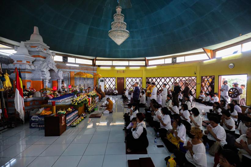 Prosesi Puja Bakti Peringati Waisak 2569 di Jakarta - Bagian 2