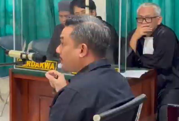 Menteri UMKM Maman Menangis saat Sidang Toko Mama Khas Banjar, Harap Hakim Ketuk Nurani