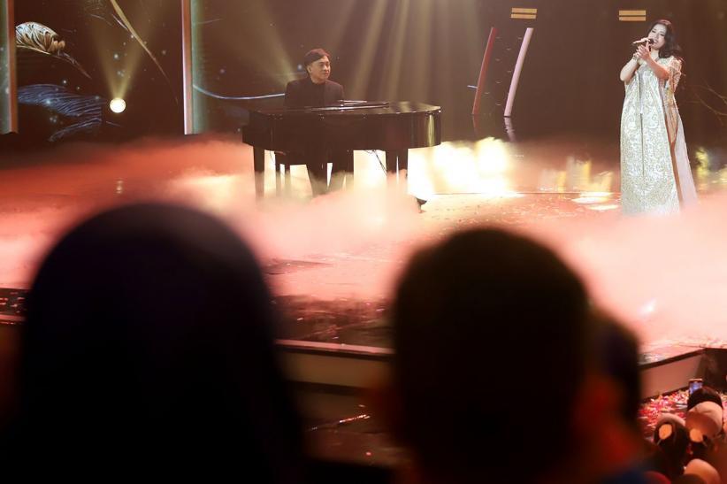 Shabrina Leanor Bawa Lagu Kemenangan, Menyentuh Hati Penonton Grand Final Indonesian Idol - Bagian 3