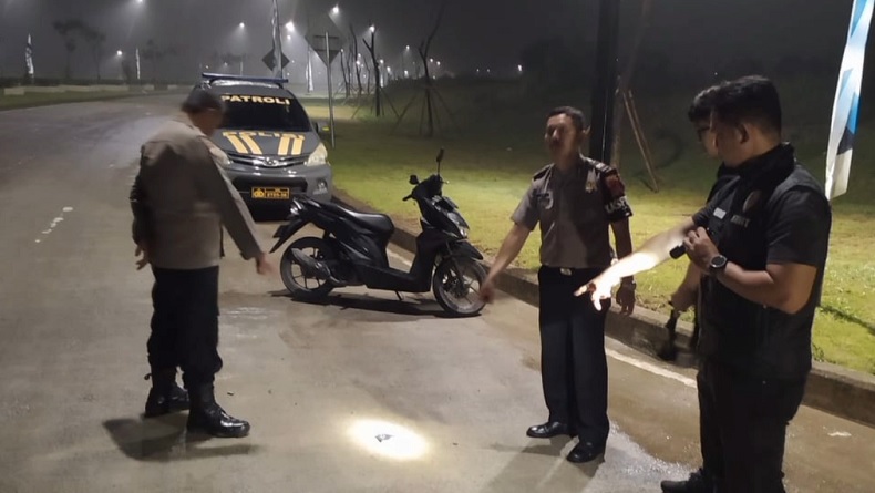 Kronologi 3 Orang Keroyok Sekuriti di Cikarang, 1 Pelaku Tewas Tertusuk Teman Sendiri