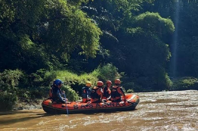 Pemuda Garut Loncat ke Sungai Cimanuk, Kabur saat Polisi Gerebek Sabung Ayam