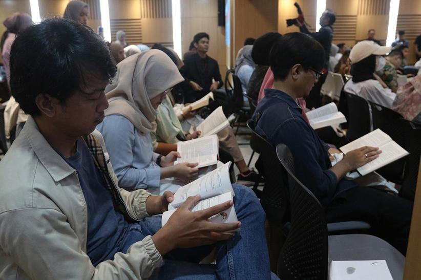 Menteri Ekonomi Kreatif Rayakan Hari Buku Nasional ke-23 dengan Baca Bareng di TIM - Bagian 4