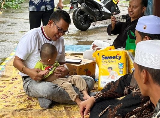 Legislator Perindo Lombok Barat Dr Syam Bantu Balita Penderita Gangguan Saraf