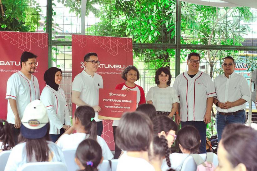 Dukung Pendidikan Anak dengan Donasi Buku dan Perangkat Elektronik - Bagian 3