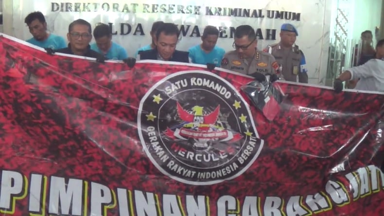 4 Anggota Ormas GRIB di Semarang Ditangkap terkait Perusakan dan Pencurian Aset PT KAI