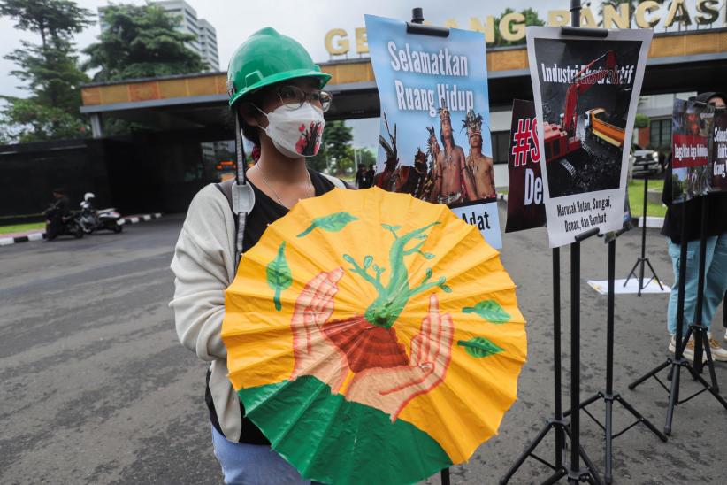 Aksi Damai Aktivis Lingkungan Soroti Kejahatan Korporasi dan Krisis Ekologis - Bagian 3