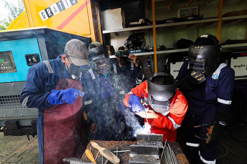 Pelatihan Las Gratis untuk Kurangi Angka Pengganguran - Bagian 2