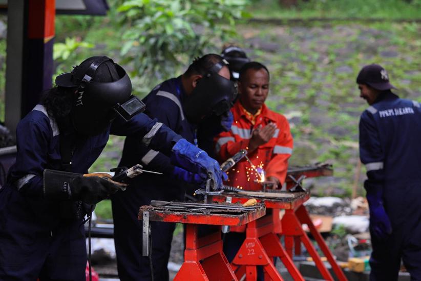 Pelatihan Las Gratis untuk Kurangi Angka Pengganguran - Bagian 4