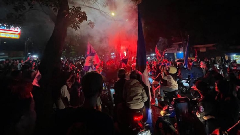 Persib Bandung Juara Liga 1 Usai Taklukkan Persis Solo, Bobotoh: Momen Bersejarah