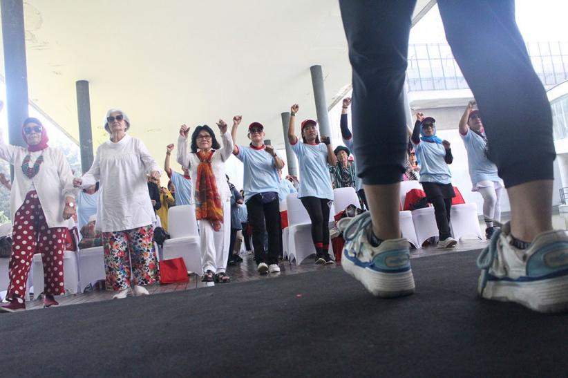 Semangat Para Lansia dalam Menjaga Kesehatan - Bagian 2