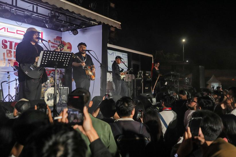Grup Band Sore Hibur Pengunjung Java Jazz Festival 2025 - Bagian 3