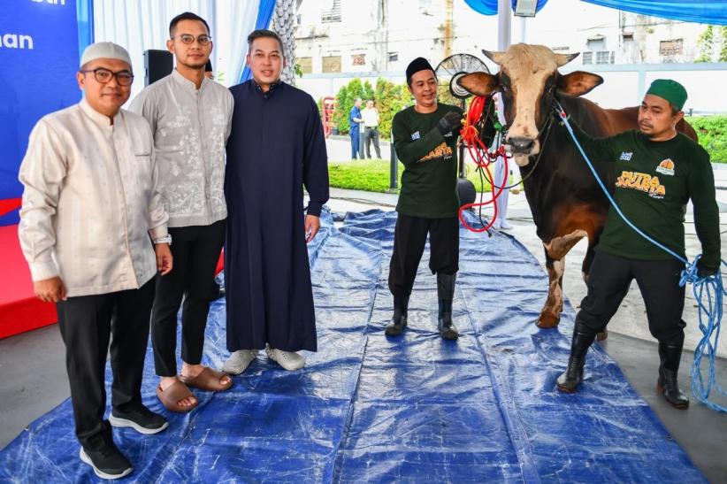 Tebar Keberkahan Iduladha dengan Berbagi Ratusan Hewan Kurban - Bagian 2