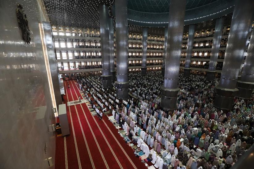 Momen Presiden Prabowo Salat Iduladha di Masjid Istiqal - Bagian 5