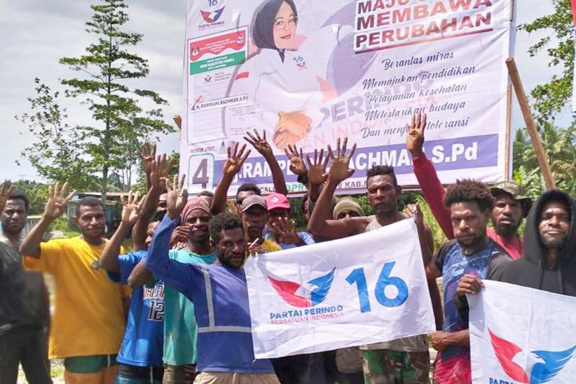 Perkuat Toleransi, Legislator Partai Perindo Mimika Rampeani Rachman Bagikan Daging Kurban untuk Warga Lintas Agama