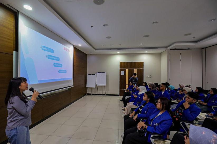 Antusiasme Mahasiswa Universitas Paramadina Berkunjung ke Redaksi Okezone - Bagian 2