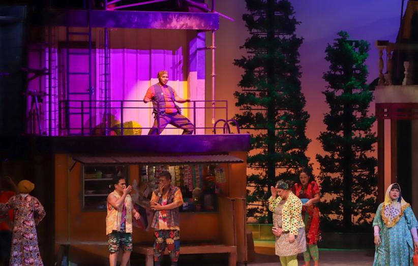 Keseruan Panggung Musikal Keluarga Cemara - Bagian 7