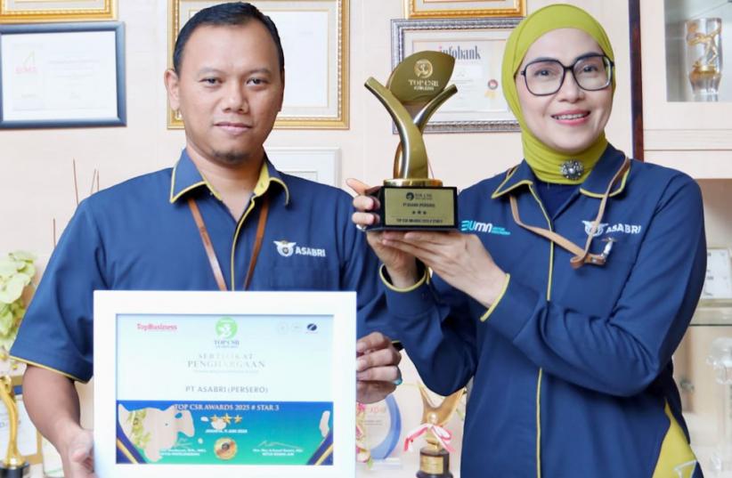  Penghargaan Atas Komitmen Program Sosial dan Lingkungan - Bagian 2