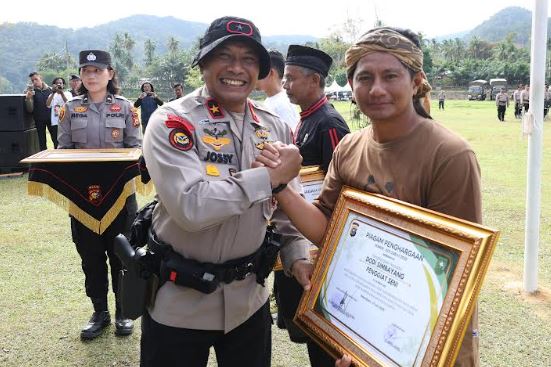 Polda Riau Peringati Hari Lingkungan Hidup Sedunia, Ajak Warga Jaga Alam