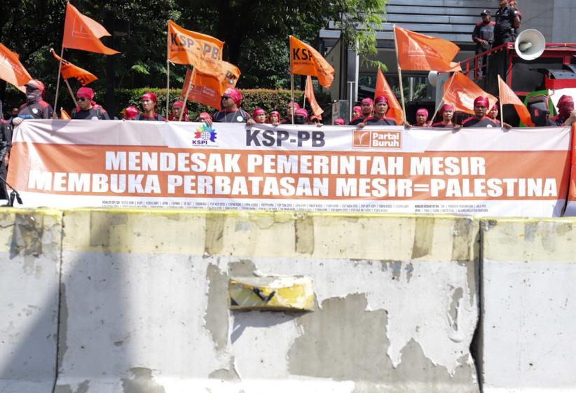 Ratusan Buruh Geruduk Kantor PBB di Jakarta, Desak Hentikan Perang Iran-Israel - Bagian 3