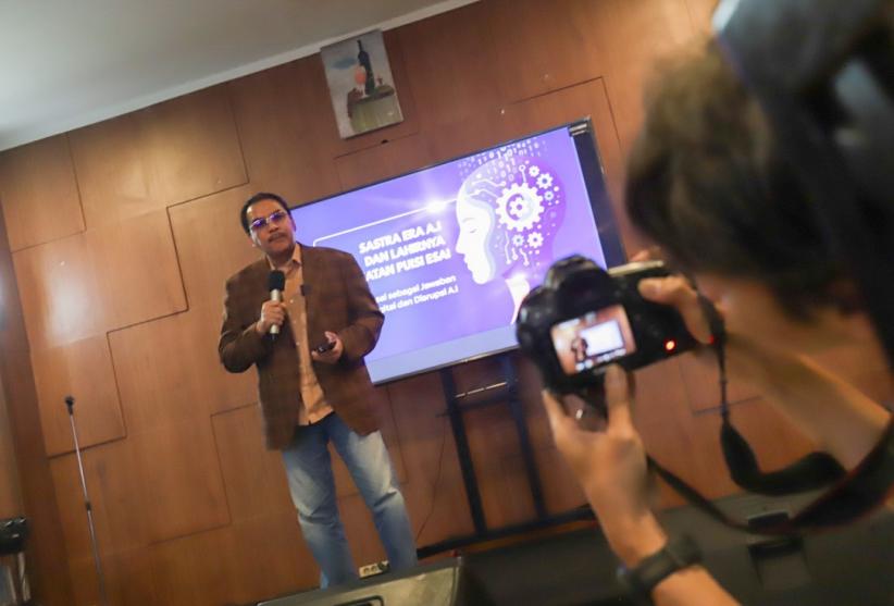 Angkatan Puisi Esai Meningkat di Era AI - Bagian 4