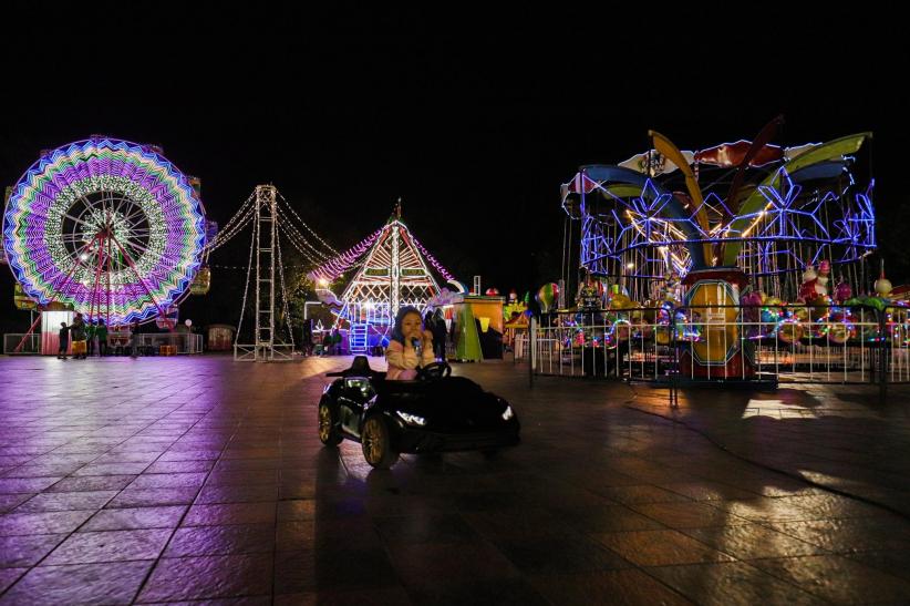 Hari Pertama Jakarta Fair 2025 Dipadati Ribuan Orang - Bagian 6