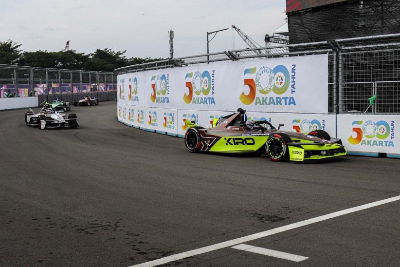 Melesat Cepat! Dan Ticktum Juara Formula E Jakarta 2025 - Bagian 3