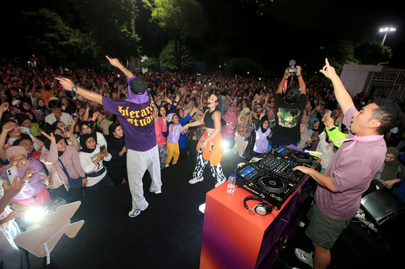 Ratusan Peserta Padati Gelora Bung Karno dalam Kampanye Gaya Hidup Aktif - Bagian 3