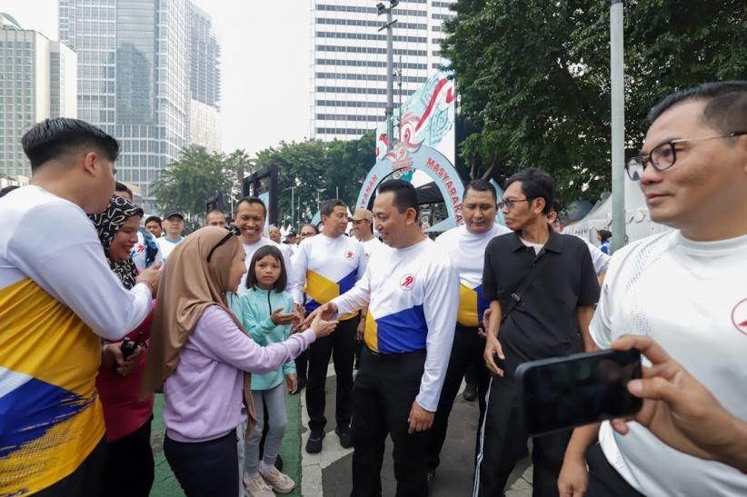 Kapolri Menyapa Warga saat CFD Jakarta - Bagian 2