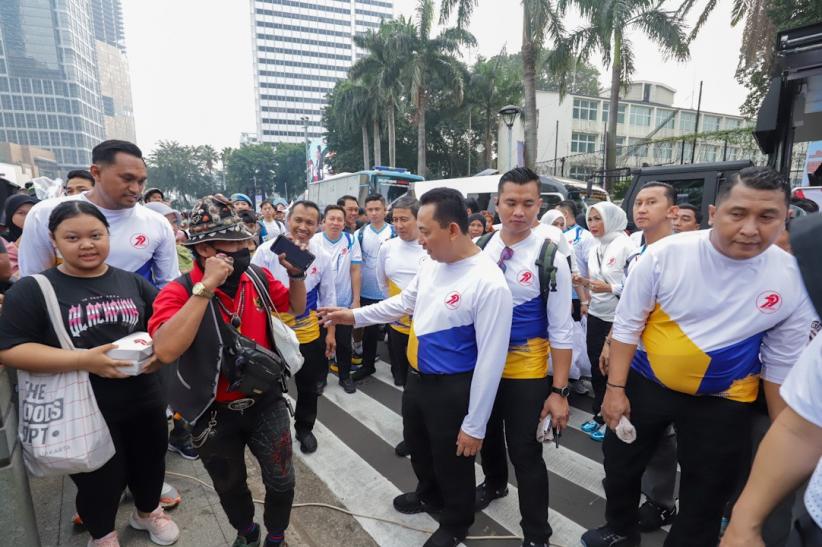 Kapolri Menyapa Warga saat CFD Jakarta - Bagian 1
