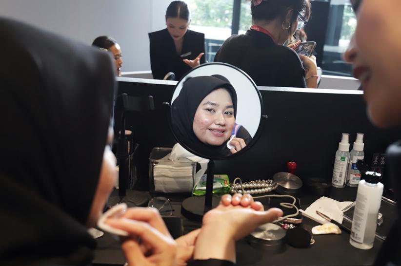 Pengalaman Kecantikan Interaktif di Mastershade XR - Bagian 3