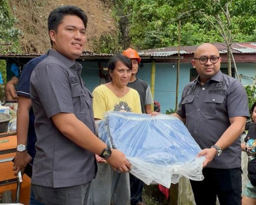 Tinjau Korban Longsor di Ambon, Patrick Moenandar: Ini Komitmen Partai Perindo ke Rakyat