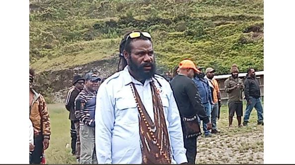 title Sekretariat DPD Perindo Puncak Jaya Dibakar, Deiron Kogoya: Pelaku Harus Ditangkap Sekretariat DPD Perindo Puncak Jaya Dibakar, Deiron Kogoya: Pelaku Harus Ditangkap