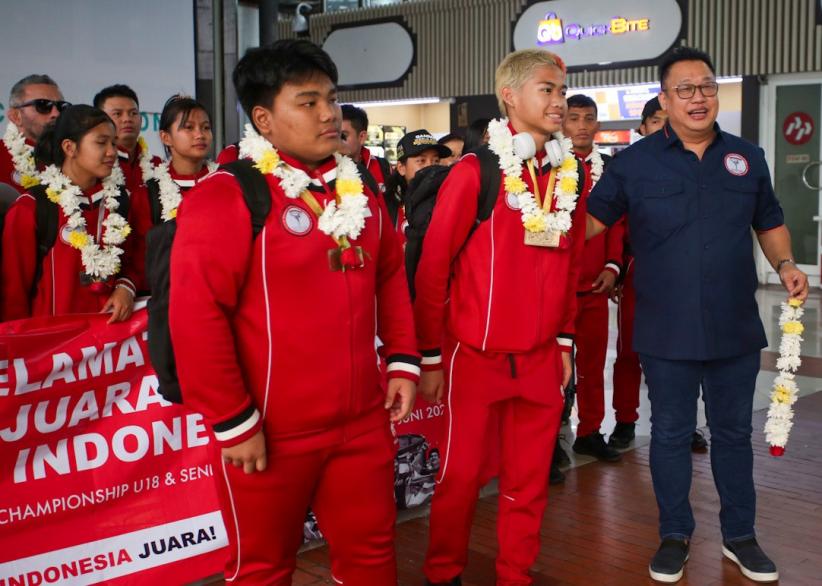 Penyambutan Atlet Timnas MMA Indonesia Usai Borong Medali di Brasil - Bagian 3