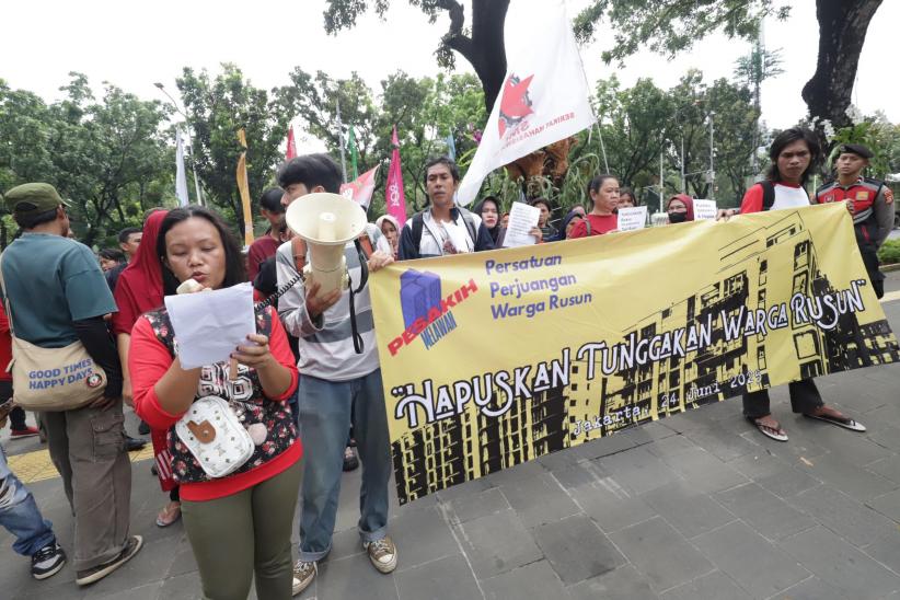 Aksi Solidaritas Warga Rusunawa Pesakih, Tuntut Hapus Tunggakan Sewa! - Bagian 4