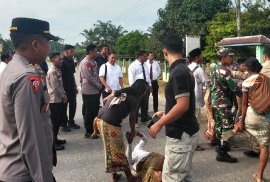 title Warga SAD Ditembak OTK saat Berburu Babi di Sarolangun Jambi, Polisi Kejar Pelaku Warga SAD Ditembak OTK saat Berburu Babi di Sarolangun Jambi, Polisi Kejar Pelaku
