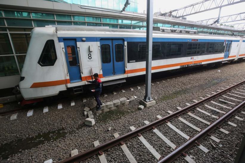 Bebas Hambatan, Naik KA Commuter Line ke Bandara Soetta hanya 39 Menit - Bagian 4