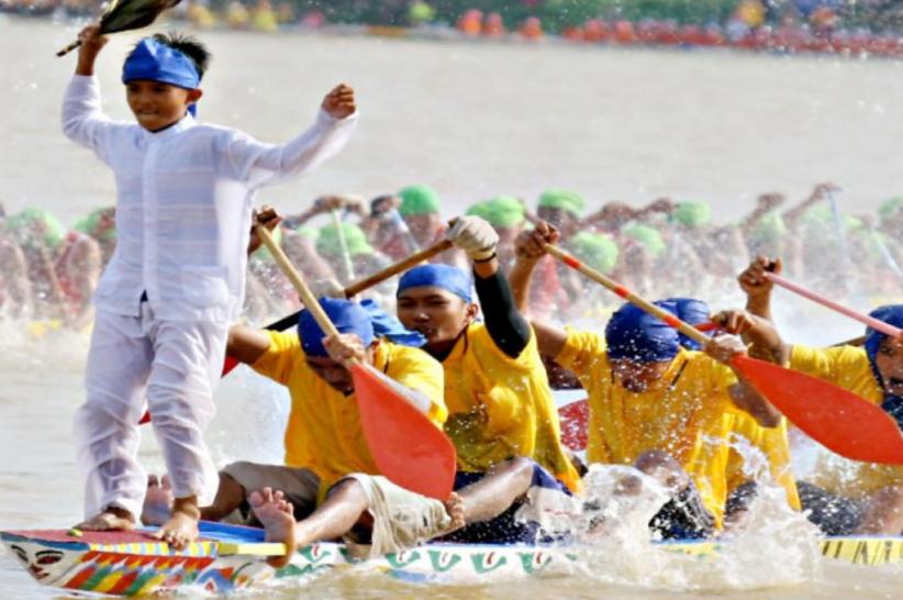 Pacu Jalur Kuantan Singingi: Tradisi Budaya dan Festival Perahu Terbesar di Riau