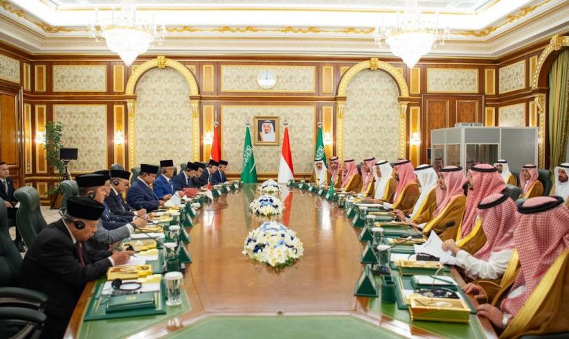 Pertemuan Presiden Prabowo dan Pangeran MBS Berlangsung Hangat di Jeddah - Bagian 5