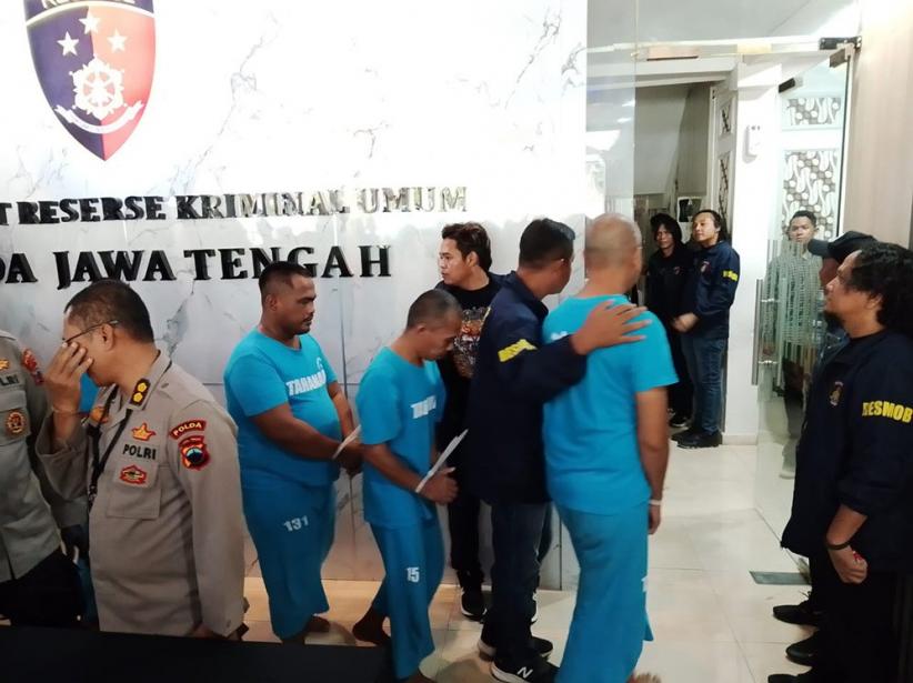 Polda Jateng Tangkap Komplotan Perampok Spesialis Bobol Minimarket - Bagian 4