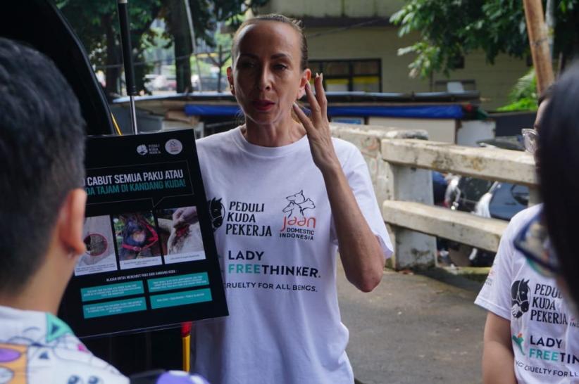 Klinik Hewan Keliling Pertama untuk Kuda Delman di Jakarta - Bagian 5
