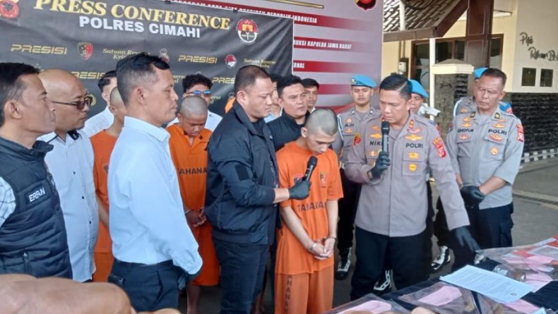 title Usai Pesta Miras, Geng Motor di Cimahi Keroyok Warga Gunakan Sajam hingga Terluka Parah Usai Pesta Miras, Geng Motor di Cimahi Keroyok Warga Gunakan Sajam hingga Terluka Parah