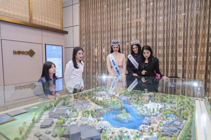 Eksklusif! Momen Miss World 2025 Opal Suchata Kunjungi vozpublica Tower - Bagian 2
