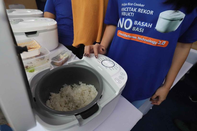 Rekor Muri Masak Nasi 2 Hari Nonstop Tanpa Basi - Bagian 5